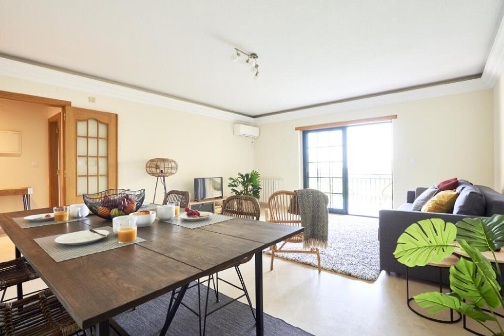 Carcavelos Apartment ภายนอก รูปภาพ