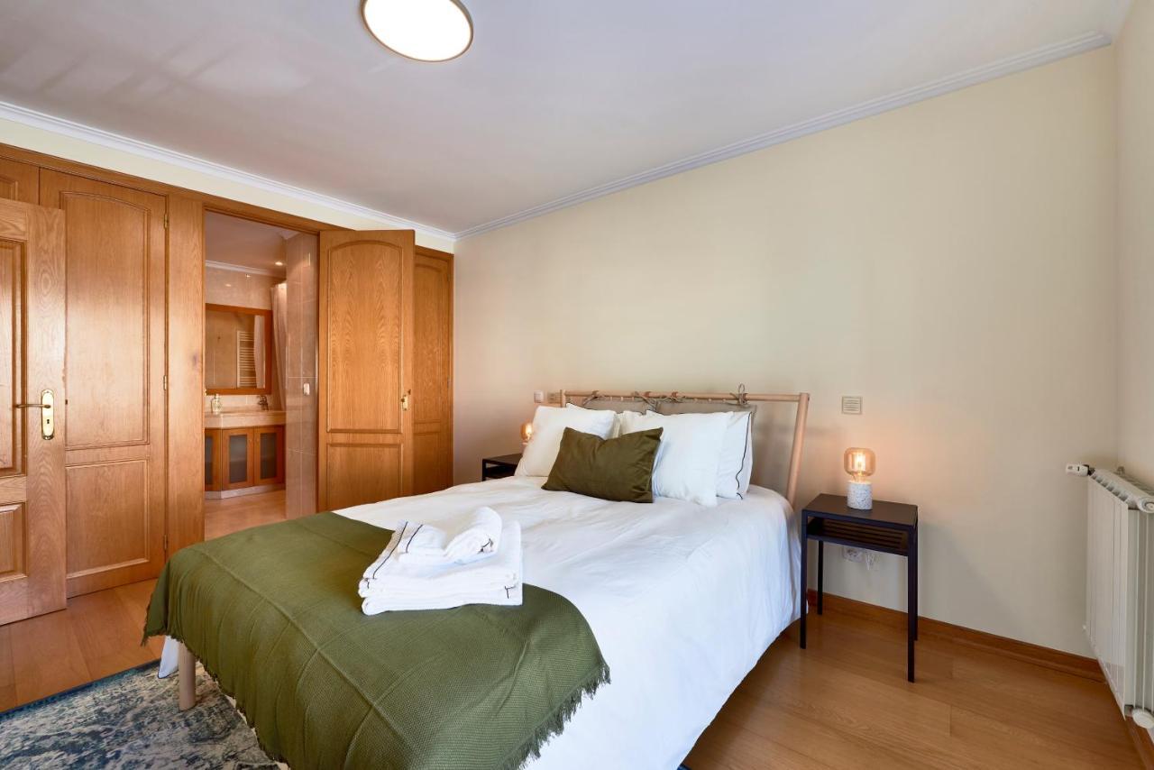 Carcavelos Apartment ภายนอก รูปภาพ