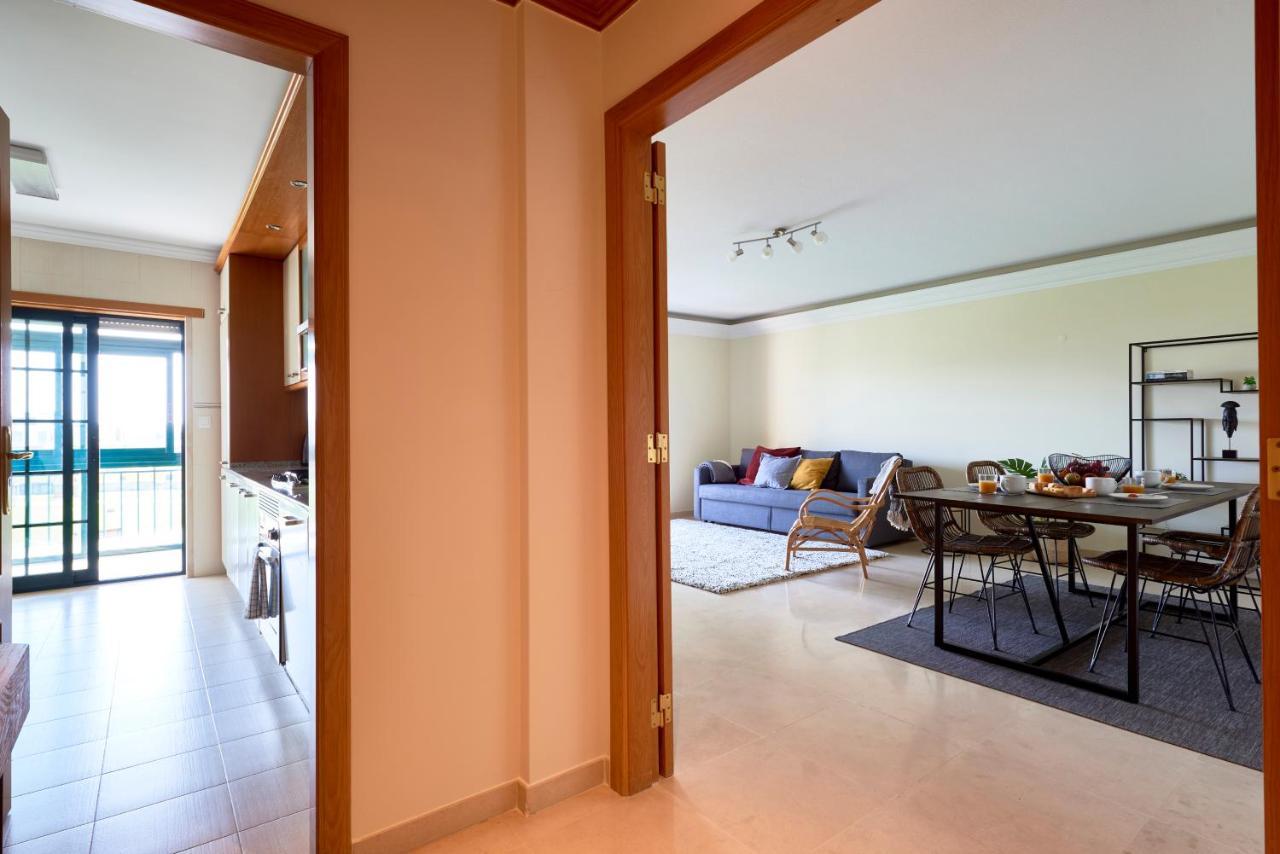 Carcavelos Apartment ภายนอก รูปภาพ